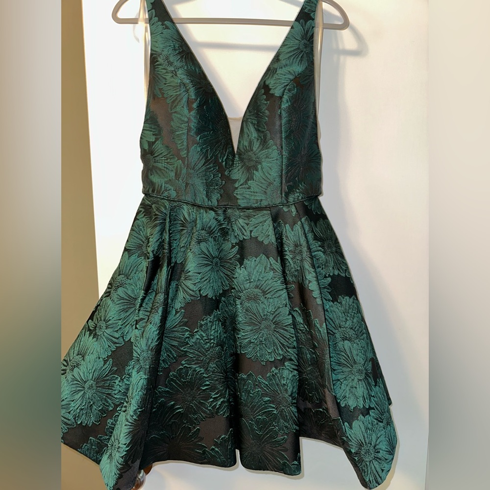 Never worn green Sherri Hill